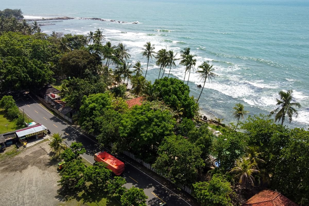 Pantai di Anyer